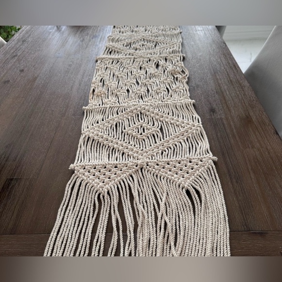 Cream Macrame Table Runner - Picture 1 of 7